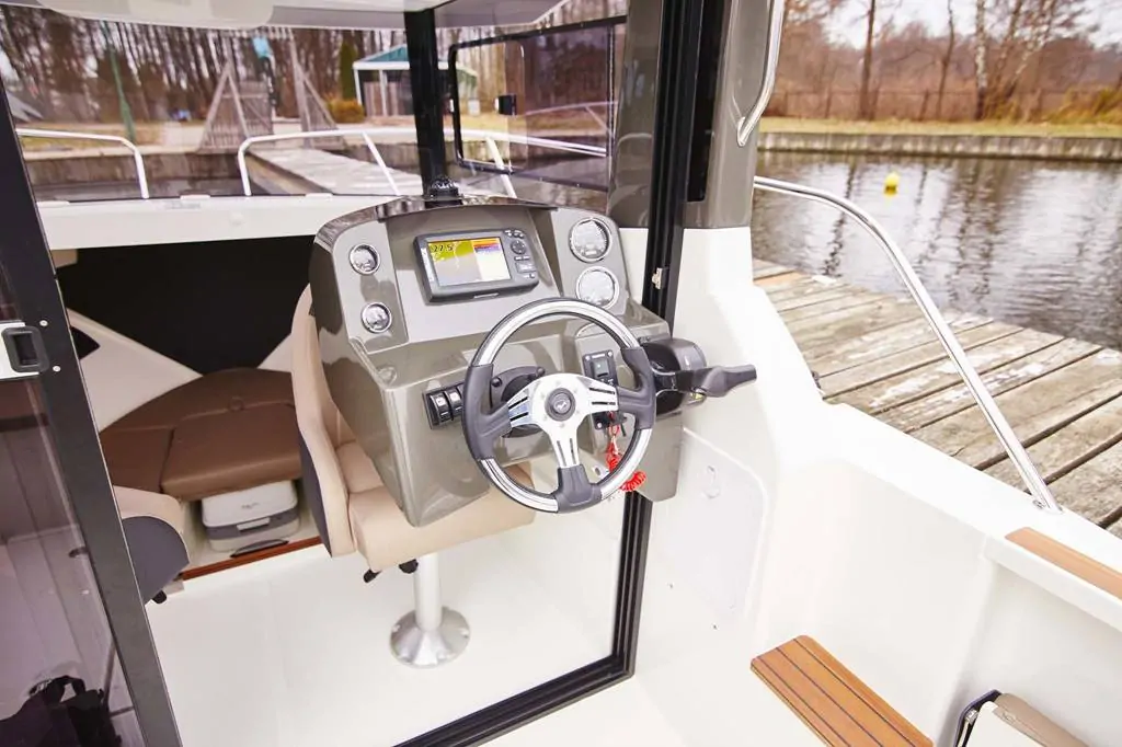 Pegazus 560 Top Fisher – 8