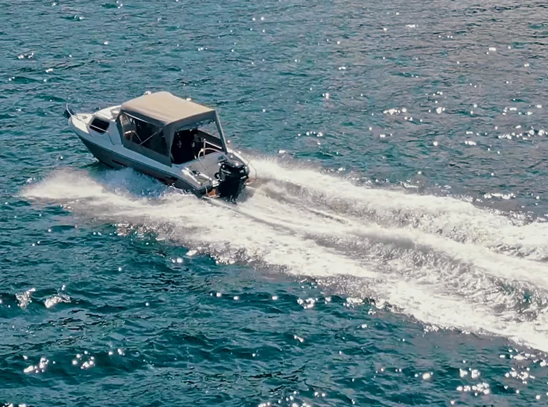 Safter 630 Cabin Cruiser – 13